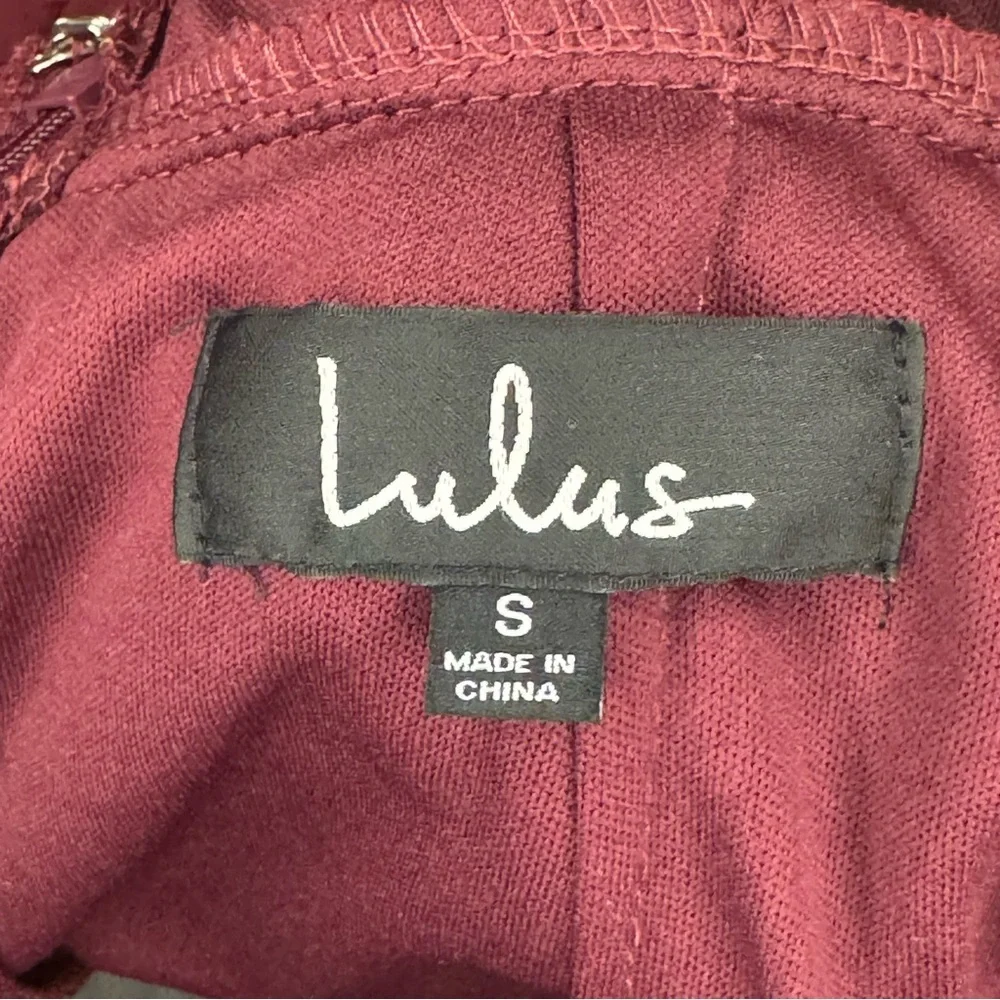 Lulu's Awaken My Love Burgundy Backless Long Sleeve Lace Gown Dress Size Small - Picture 10 of 10
